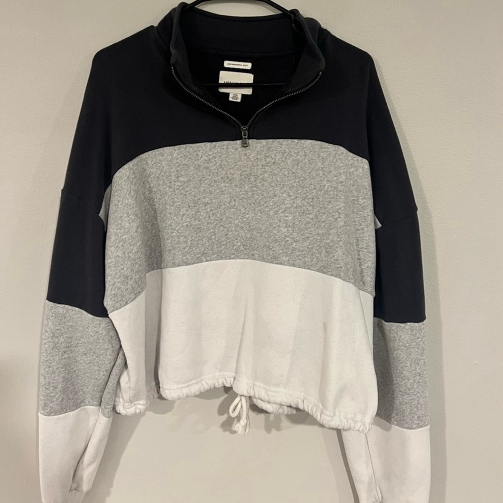 American Eagle Women’s Tri-Colored Long Sleeve Quarter Zip Sweater